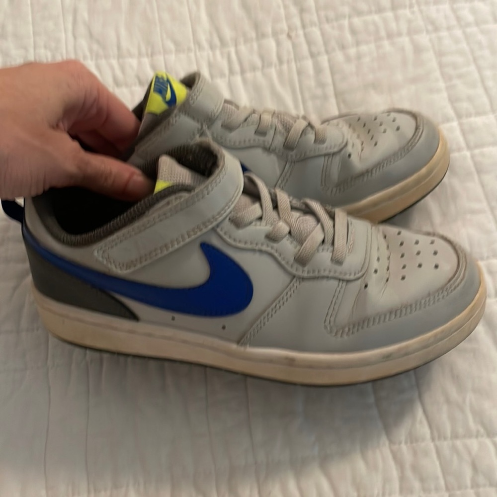 Nike Courtyard kicks with Velcro size 2